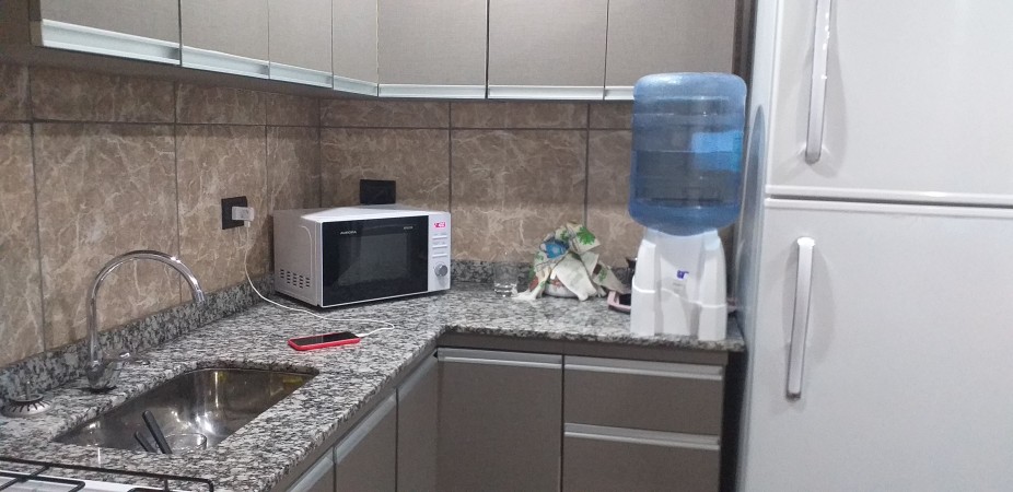 Neuquen. Centenario. Alquiler. Departamento amplio 1 dormitorio. 