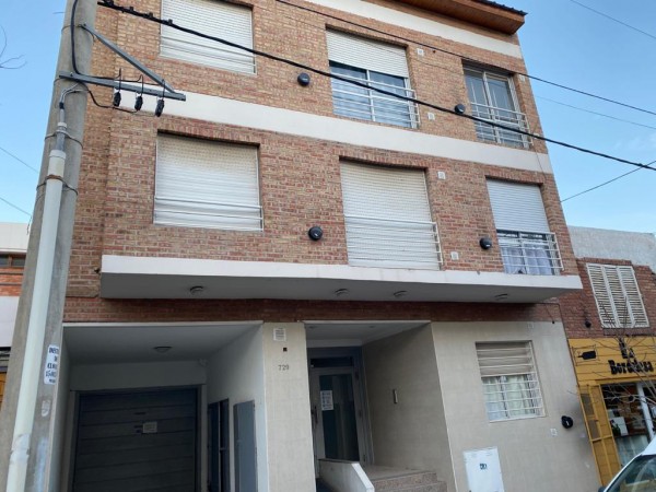 Neuquen. Alquiler Departamento 1 dormitorio. Cochera. zona Hipermercado La Anónima