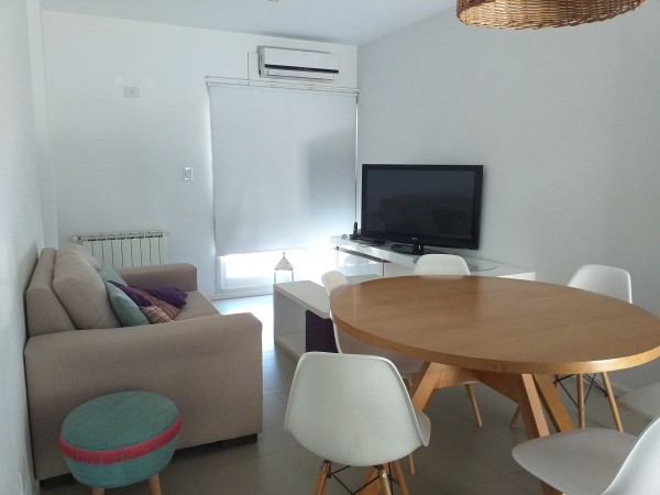 Neuquen, Alquiler, Departamento amoblado de 1 dormitorio con cochera. Barrio Santa Genoveva