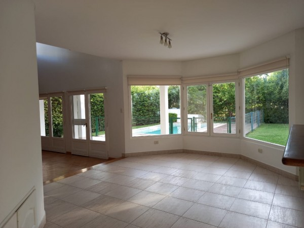 Neuquen. Alquiler. Casa Barrio Cerrado Rincón Club de Campo