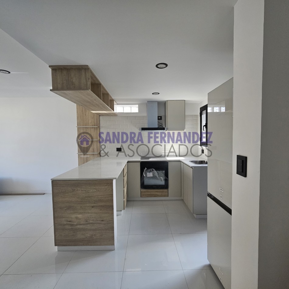 Neuquen Alquiler A ESTRENAR Semipiso departamento 2 dormitorios en suite C/vestidor. Cochera Centro ciudad de Neuquen