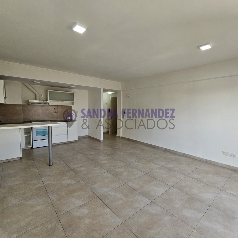 Rio Negro  Cipolletti  Alquiler  zona Uflo Departamento  1 dormitorio  Cochera  Baulera 