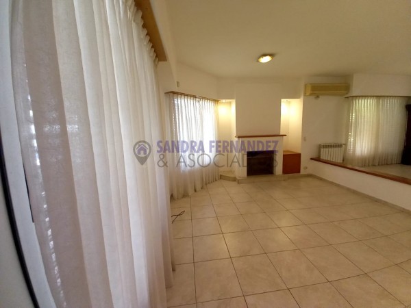 Neuquen. Alquiler Casa 3 dormitorios Casa Barrio Santa Genoveva