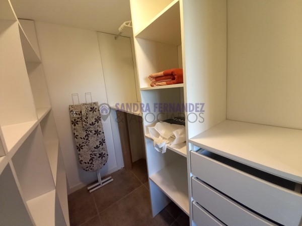Neuquen, Alquiler. 1 dormitorio. Amoblado Equipado Zona Legislatura Edifico Dos Rios