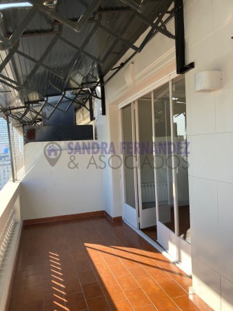 Alquiler Venta. Buenos Aires. CABA: Departamento SEMIPISO REMODELADO 4 dormitorios