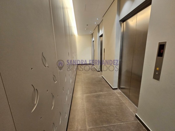 Neuquen Alquiler 2 dormitorios (suite) Edificio Central Tower Nivel  Gerencial