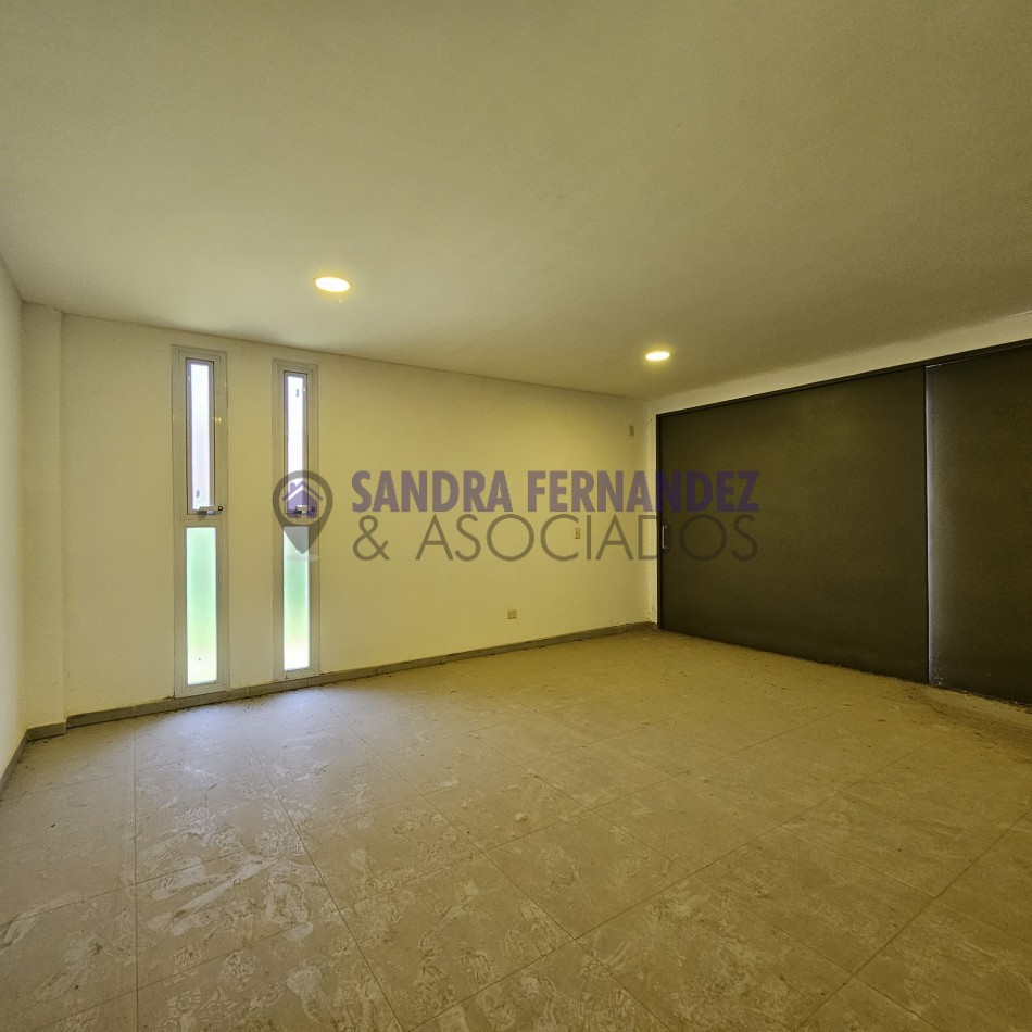 Rio Negro Cipolletti Barrio Manzanar Kossman. Casa en una sola planta diseño minimalista