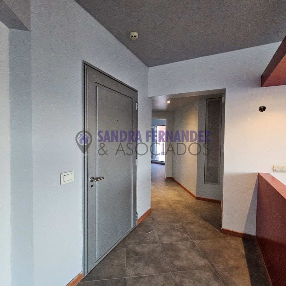 Neuquen Alquiler Semipiso Departamento 2 dormitorios (suite) Cochera Baulera