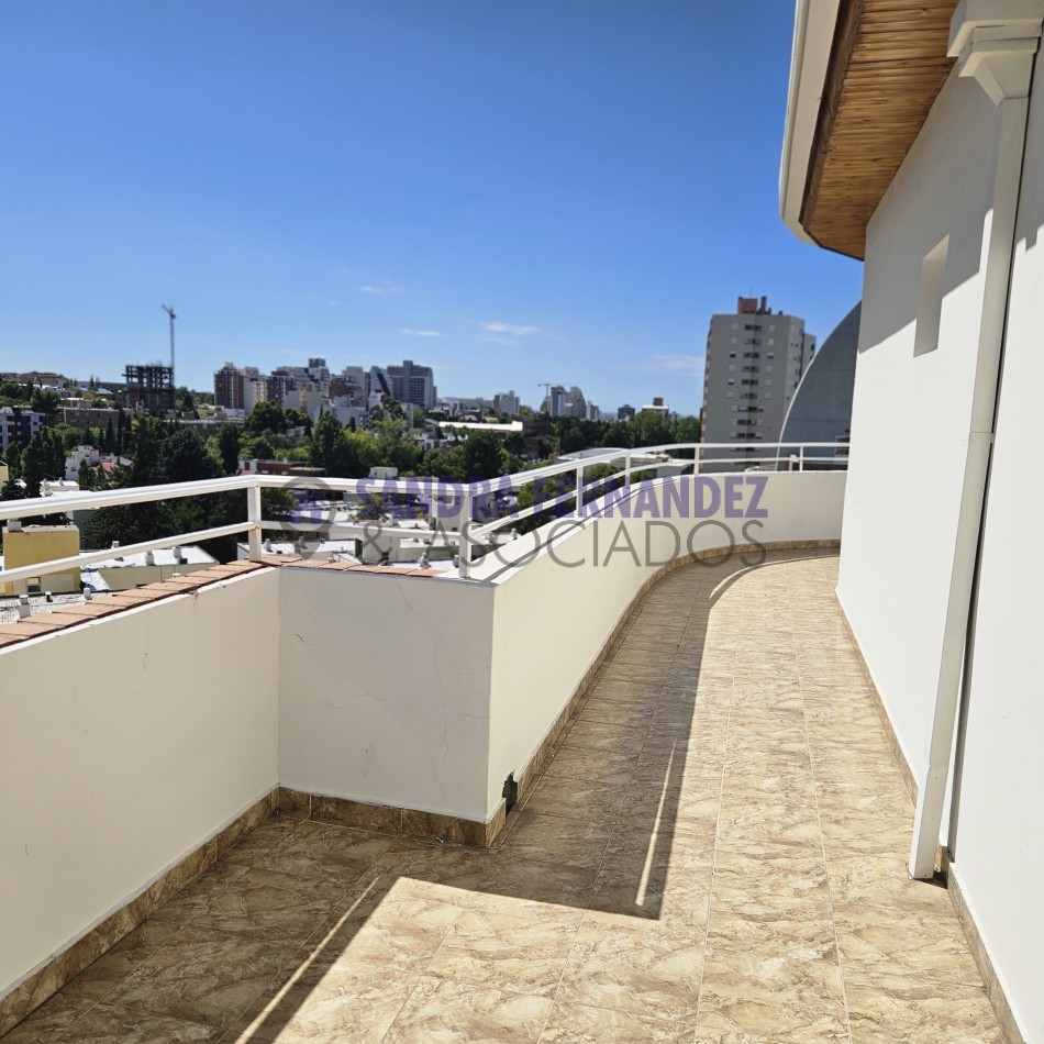 Neuquen Alquiler Departamento amplio 1 dormitorio con  terraza. Zona UNIVERSIDAD DEL COMAHUE-COTO-ALTO-COMAHUE SHOPPING- FARMACIA DEL PUEBLO