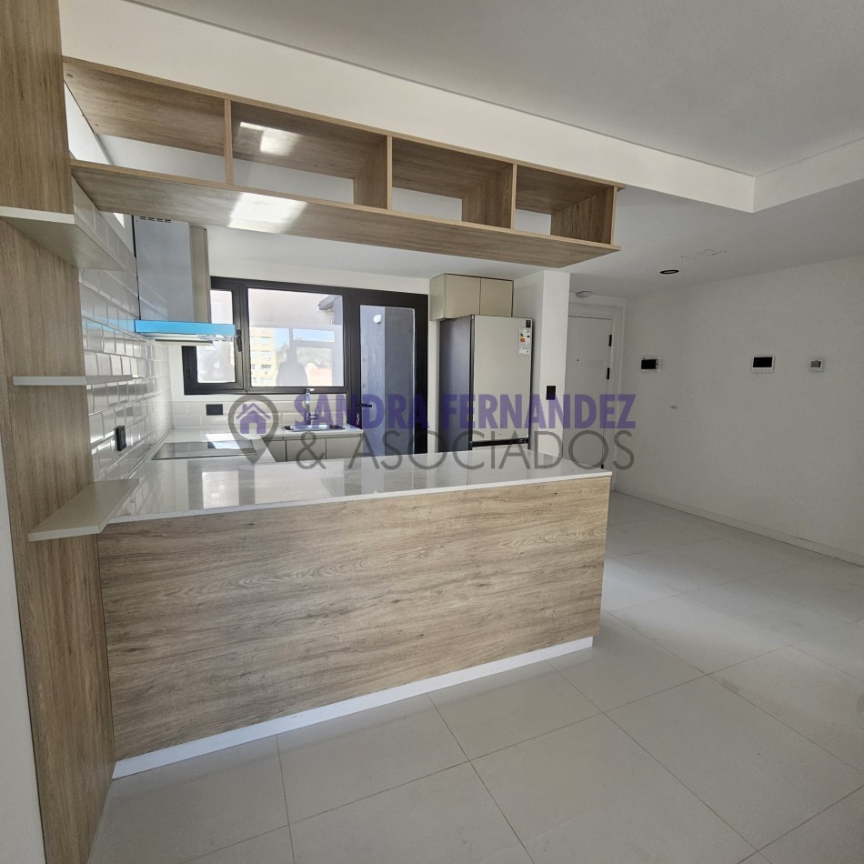 Neuquen Alquiler A ESTRENAR Semipiso departamento 2 dormitorios en suite C/vestidor. Cochera Centro ciudad de Neuquen