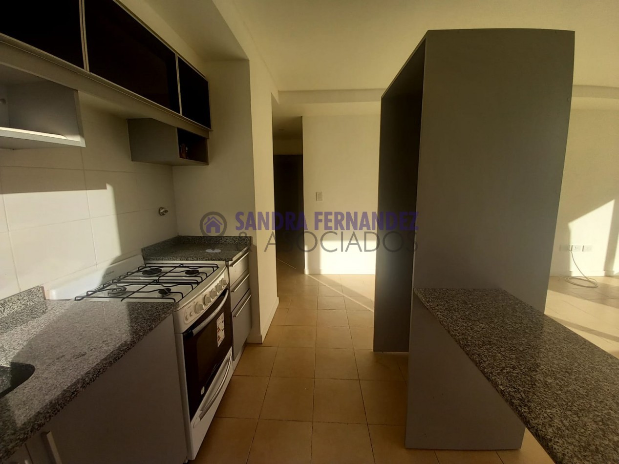 Rio Negro Alquiler Departamento 1 dormitorio con cochera Complejo Jardines de Esmeralda