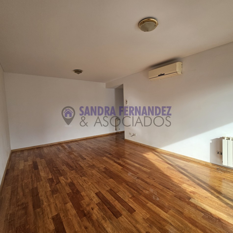 Neuquen. Alquiler Departamento 2 dormitorios (suite) Cochera Baulera