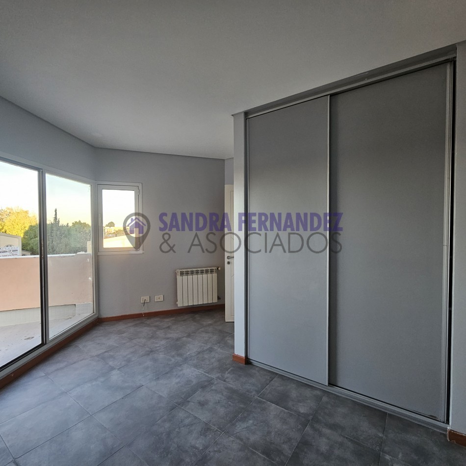 Neuquen Alquiler Departamento semipiso 2 dorm B° Santa Genoveva