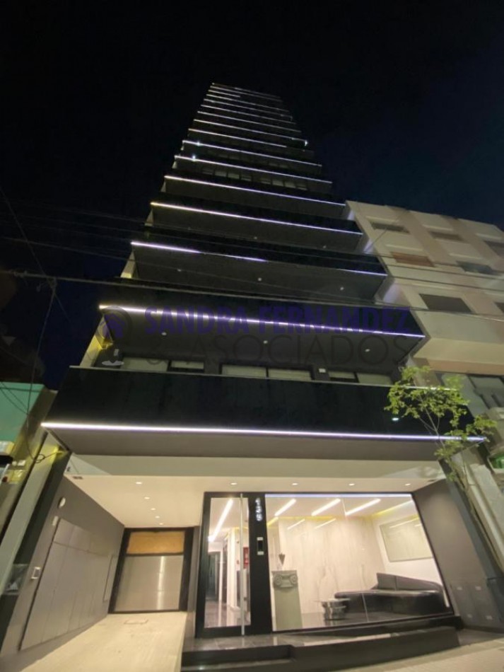 Neuquen Alquiler Departamento 1 dormitorio con terraza. Cochera Centro ciudad de Neuquen
