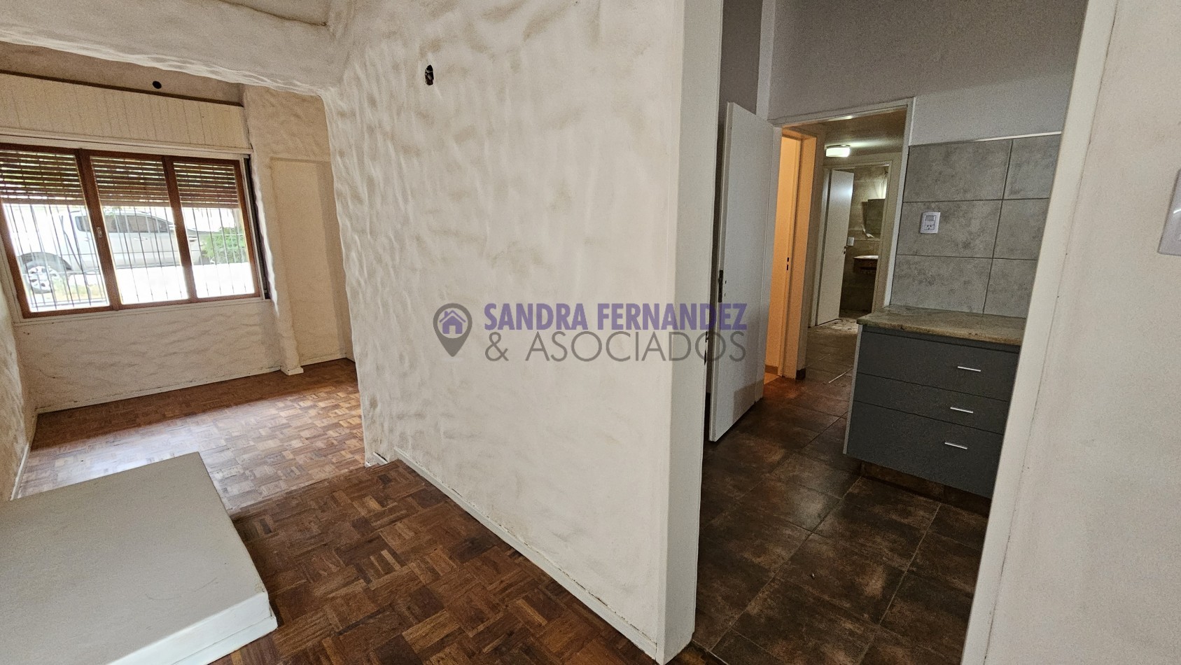 Neuquen Alquiler Casa en una plata para oficina