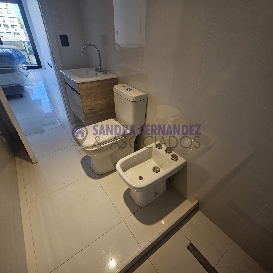 Neuquen Alquiler A ESTRENAR Semipiso departamento 2 dormitorios en suite C/vestidor. Cochera Centro ciudad de Neuquen