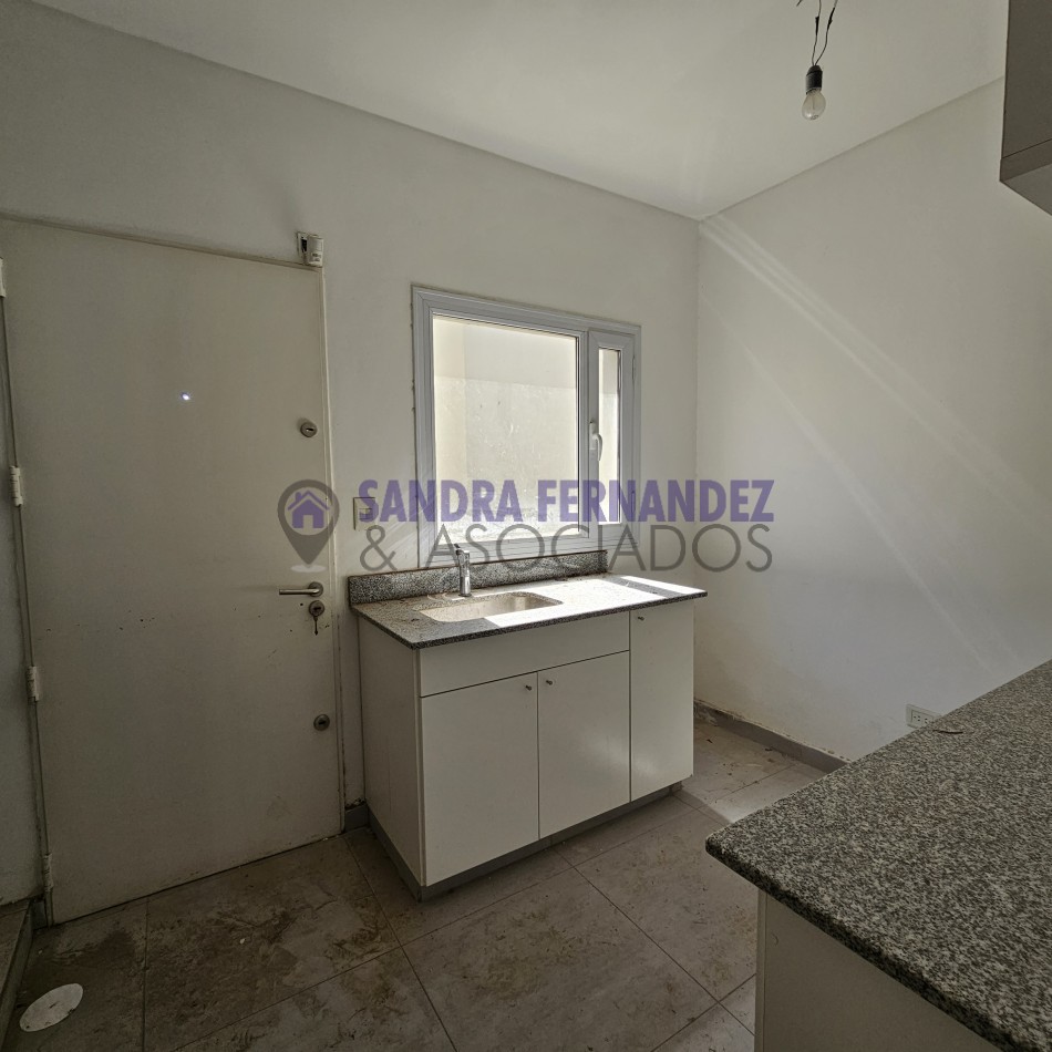 Rio Negro Cipolletti Barrio Manzanar Kossman. Casa en una sola planta diseño minimalista