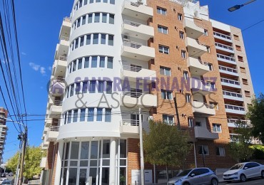 Neuquen Alquiler Departamento amplio 1 dormitorio con  terraza. Zona UNIVERSIDAD DEL COMAHUE-COTO-ALTO-COMAHUE SHOPPING- FARMACIA DEL PUEBLO