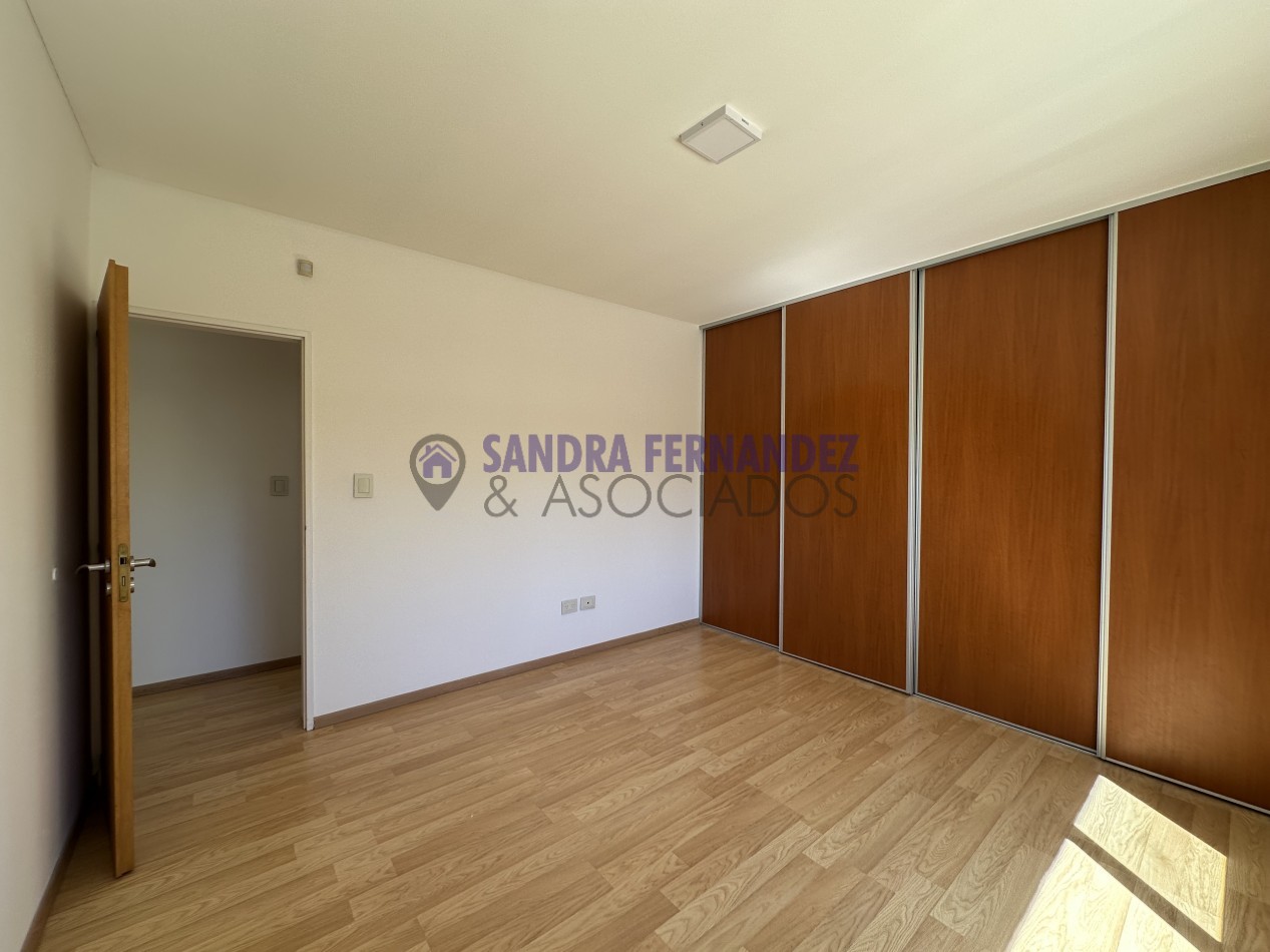Rio Negro Cipolletti Casa 4 dormitorios Barrio Manzanar 7