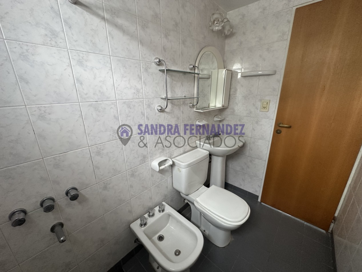 Neuquen Alquiler Loft 1 dormitorio con entrada para vehiculo