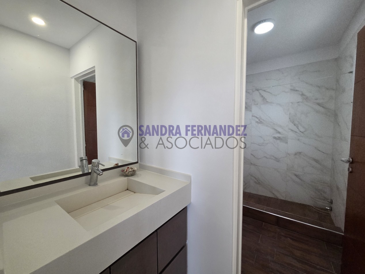 Rio Negro Cipolletti Duplex 3 dormitorios B° Rincon Lindo