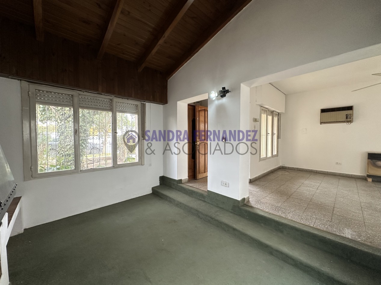Neuquen Alquiler Casa en una sola planta 