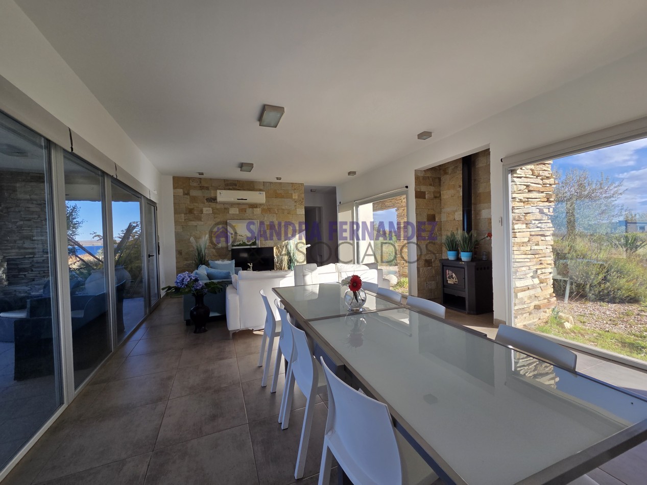  Neuquen. ALQUILER/VENTA La Peninsula Casa amoblada equipada 3 dormitorios