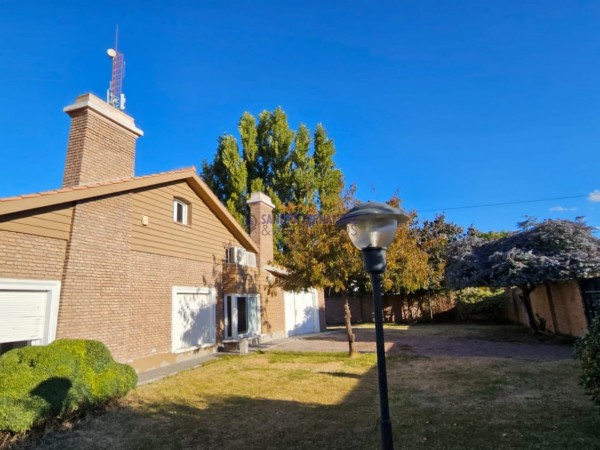 Rio Negro  Cipolletti  Venta  Casa 4 dormitorios (1 suite) Barrio Santa Clara 