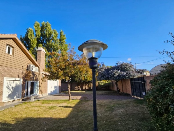 Rio Negro  Cipolletti  Venta  Casa 4 dormitorios (1 suite) Barrio Santa Clara 