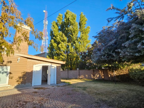Rio Negro  Cipolletti  Venta  Casa 4 dormitorios (1 suite) Barrio Santa Clara 