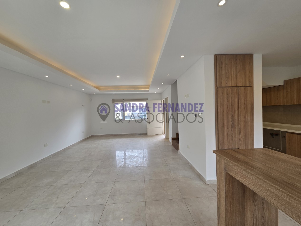 Rio Negro Cipolletti Duplex 3 dormitorios B° Rincon Lindo