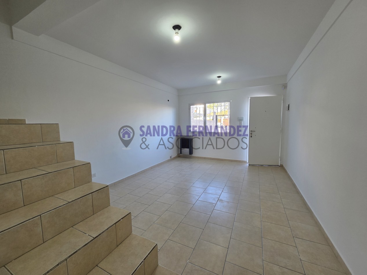 Neuquen Alquiler  B° Huilliches Duplex 2 dormitorios 