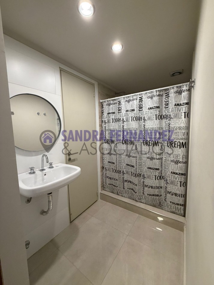 Venta / Permuta. Buenos Aires. CABA Departamento 2 dormitorios sin cochera REMODELADO A ESTRENAR