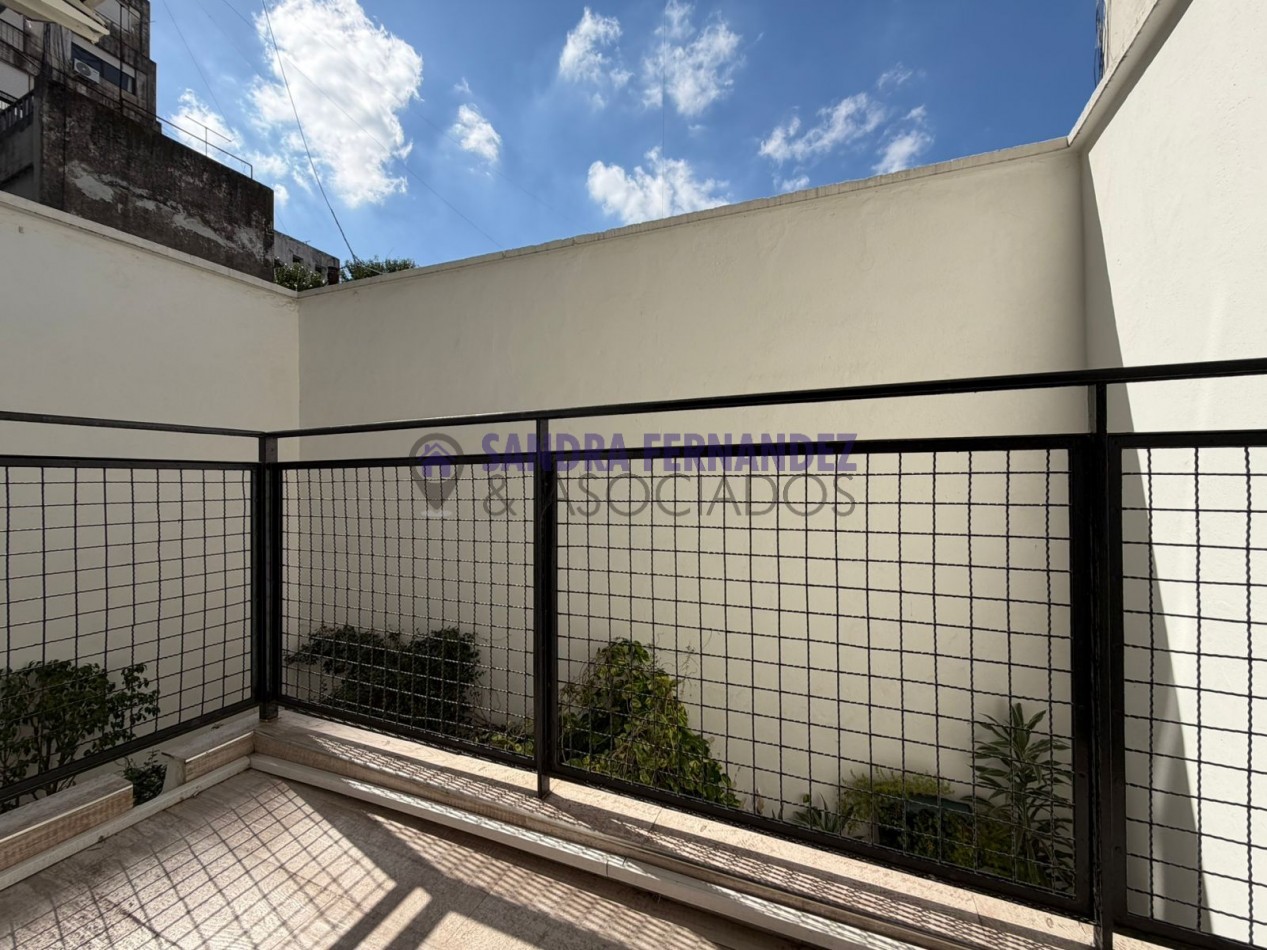 Venta / Permuta. Buenos Aires. CABA Departamento 2 dormitorios sin cochera REMODELADO A ESTRENAR