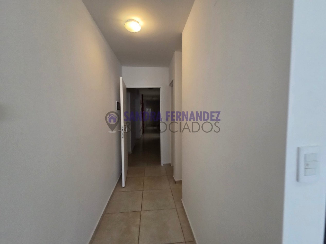 Neuquen Alquiler Monoambiente amplio cercano UNCO