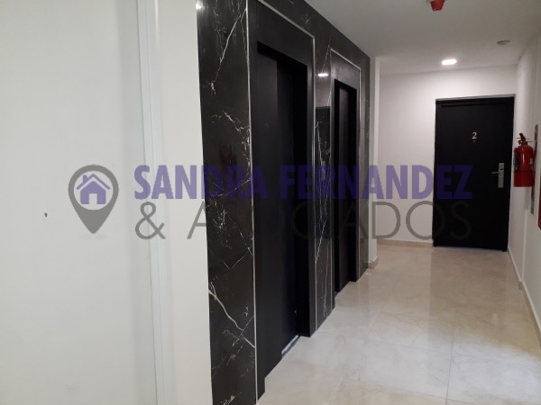 Neuquen. Venta Departamento en duplex 2 dormitorios USO COMERCIAL O VIVIENDA. Cochera. Zona Policlinico Neuquen- APTO CREDITO BANCARIO