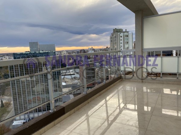 Neuquen. Venta Departamento en duplex 2 dormitorios USO COMERCIAL O VIVIENDA. Cochera. Zona Policlinico Neuquen- APTO CREDITO BANCARIO