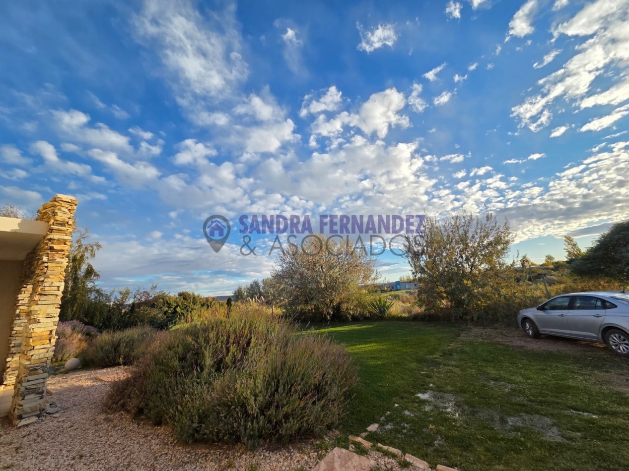  Neuquen. ALQUILER/VENTA La Peninsula Casa amoblada equipada 3 dormitorios