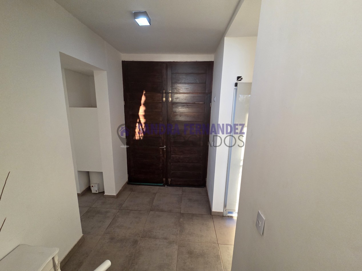  Neuquen. ALQUILER/VENTA La Peninsula Casa amoblada equipada 3 dormitorios