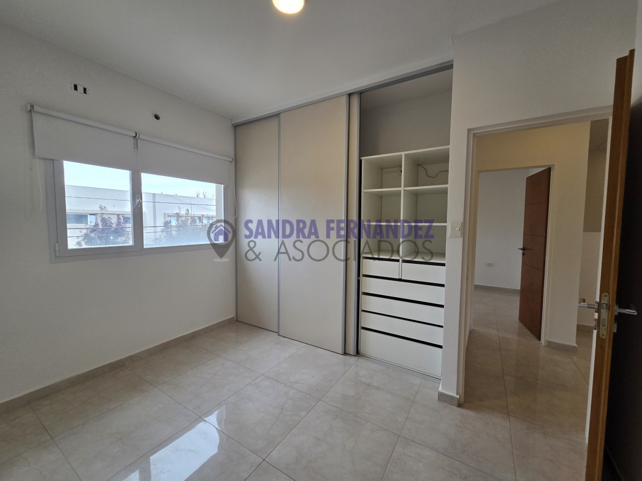 Rio Negro Cipolletti Duplex 3 dormitorios B° Rincon Lindo