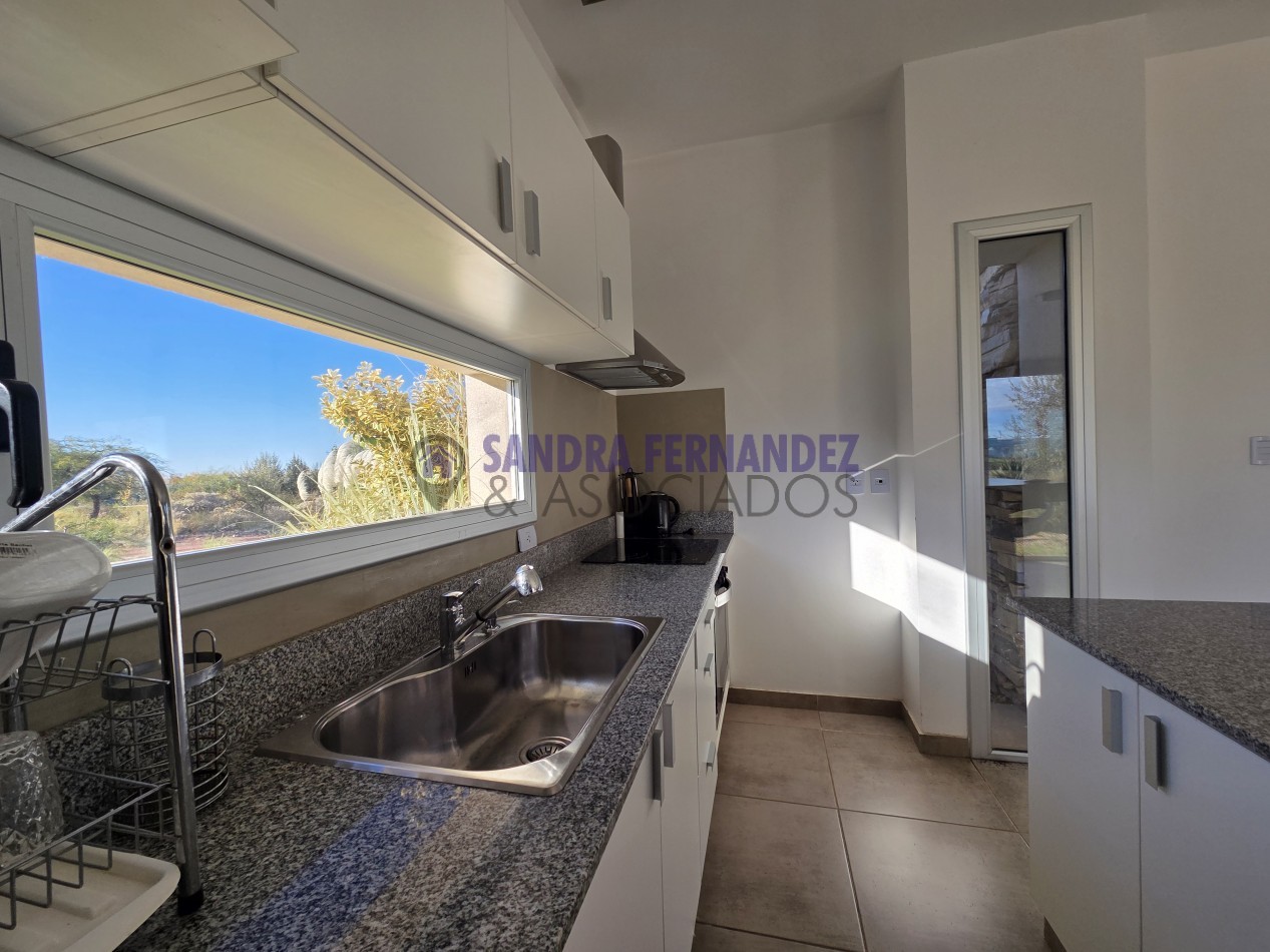  Neuquen. ALQUILER/VENTA La Peninsula Casa amoblada equipada 3 dormitorios