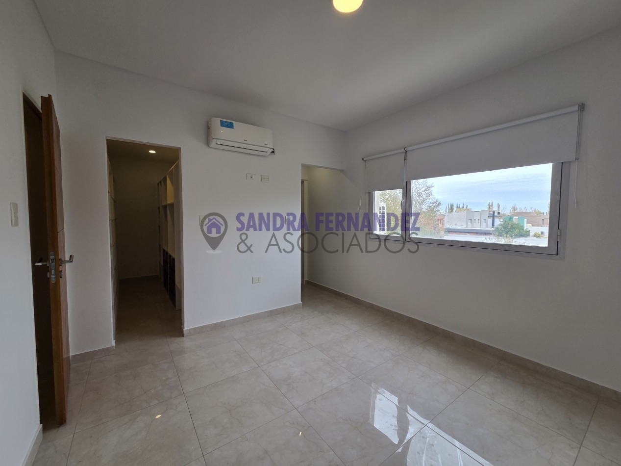 Rio Negro Cipolletti Duplex 3 dormitorios B° Rincon Lindo