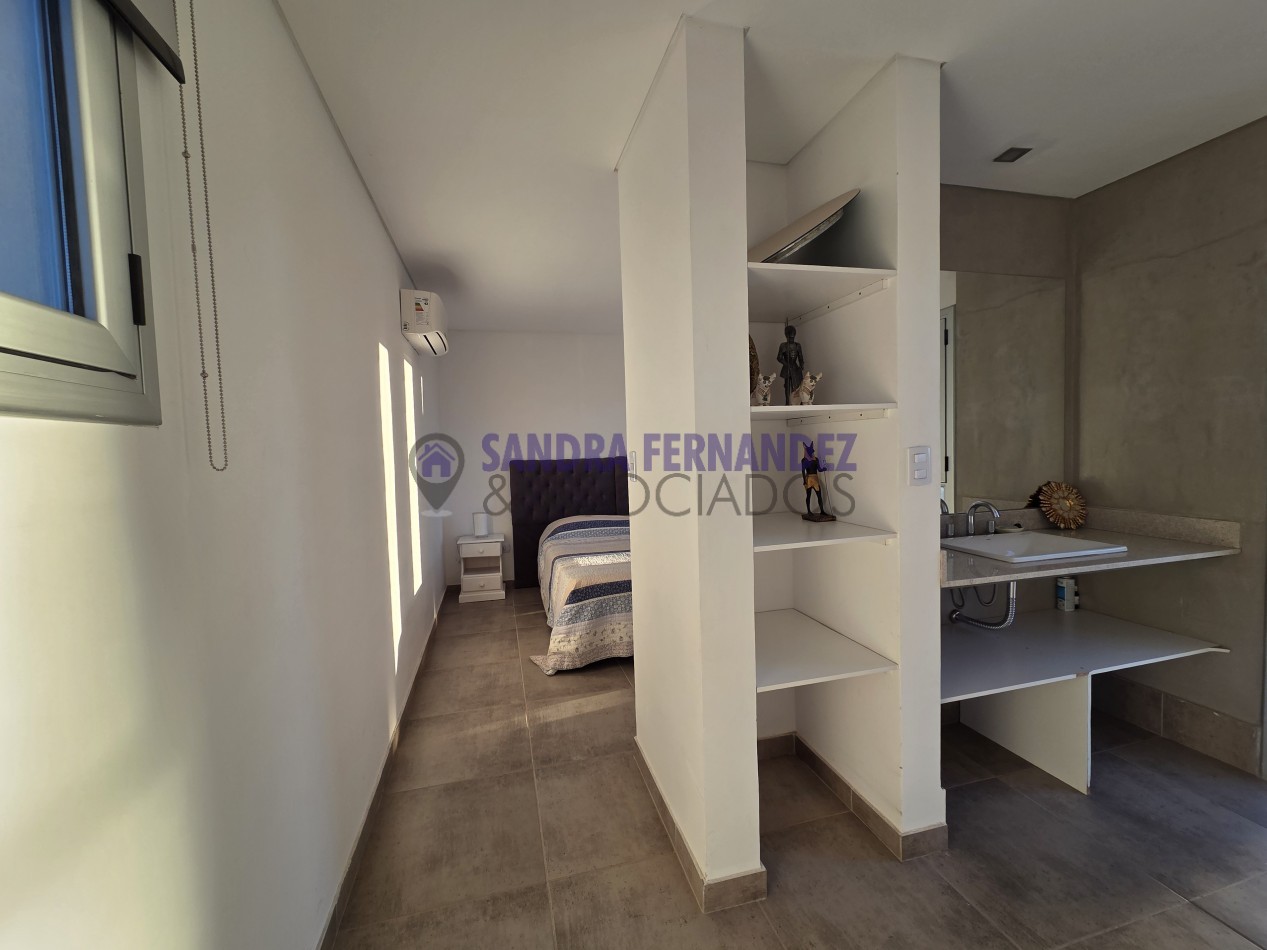  Neuquen. ALQUILER/VENTA La Peninsula Casa amoblada equipada 3 dormitorios