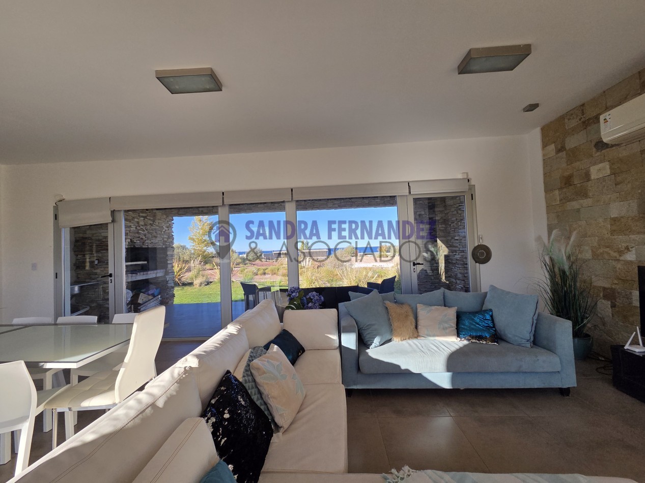  Neuquen. ALQUILER/VENTA La Peninsula Casa amoblada equipada 3 dormitorios
