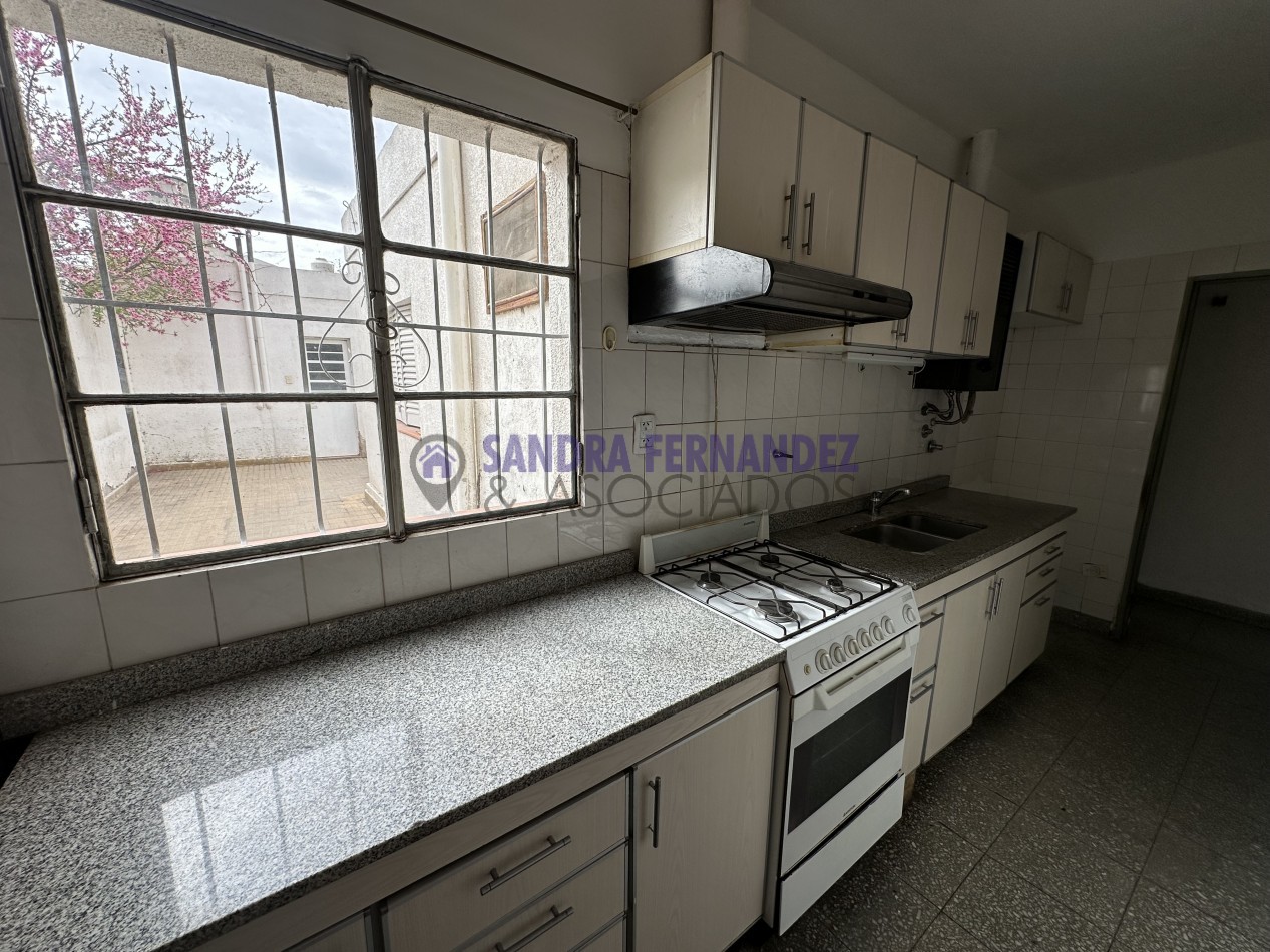 Neuquen Alquiler Casa para uso comercial oficina/deposito