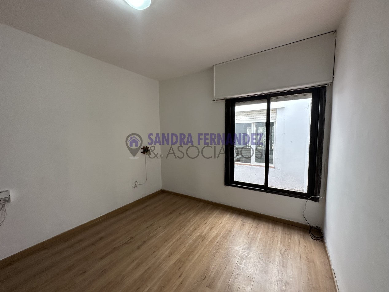 Neuquen Alquiler Casa en una sola planta 