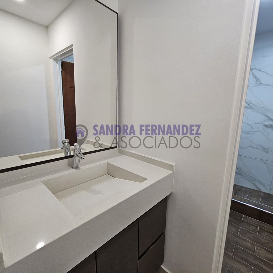 Rio Negro Cipolletti Duplex 3 dormitorios B° Rincon Lindo