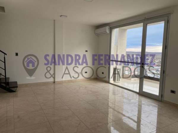 Neuquen. Venta Departamento en duplex 2 dormitorios USO COMERCIAL O VIVIENDA. Cochera. Zona Policlinico Neuquen- APTO CREDITO BANCARIO